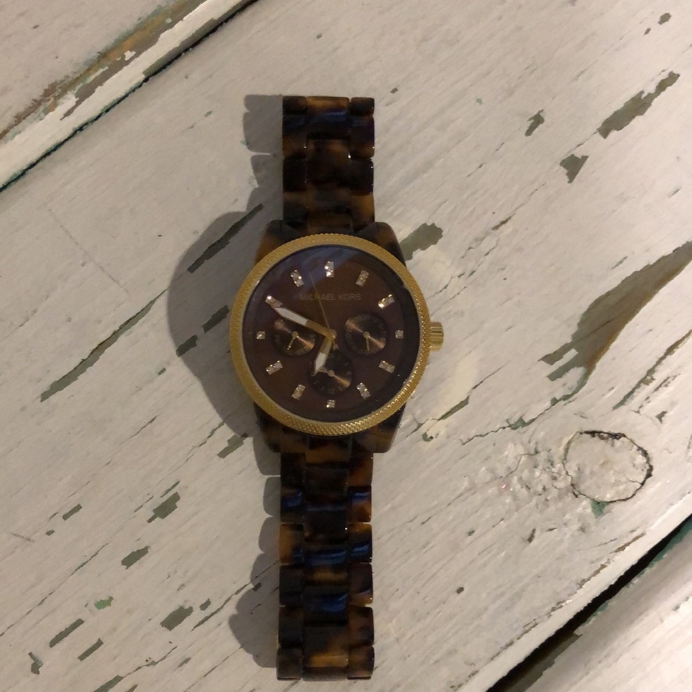 Mk Watch - image 1